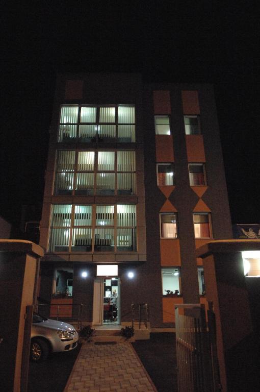 Tsc Pansion Hotel ซาราเยโว ภายนอก รูปภาพ